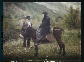 Image représentant France, Vieille femme à l' âne