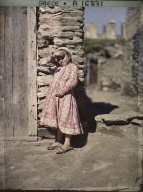 Image représentant Grèce, Salonique, Petite fille Turque