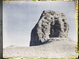 Image représentant La Ziggourat ou ziggurat (tour à étages, XV-XIIe siècles av. J.-C.)