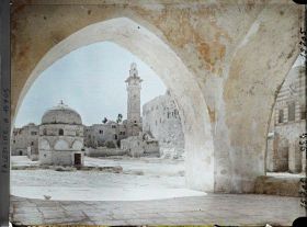 Image représentant Dôme de Soliman, vue depuis un porche