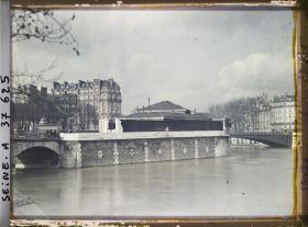 Image représentant La Morgue pont de l'Archevêché