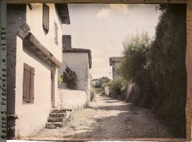 Image représentant France, La Bastide - Clairence, Un coin du Village