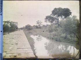 Image représentant Certainement entre Xizhimen (" porte Droite de l'Ouest ") et Haidian