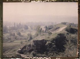 Image représentant France, Capdenac (Lot), Un coin de la vallée du Lot vers Capdenac le haut