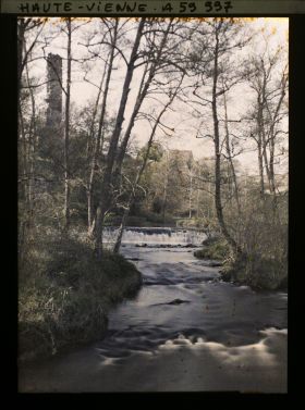 Image représentant L'Isle et les ruines du château de la Tour