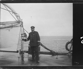 Image représentant Le capitaine Kunth, commandant l'Amerika