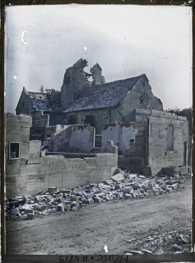 Image représentant L'église en ruines
