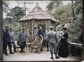 Image représentant Groupe d'officiers aux avant-postes