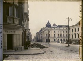 Image représentant France, Reims, Rue de Vesle - le Crédit Lyonnais