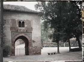 Image représentant Alhambra : puerta del Vino (porte du vin)