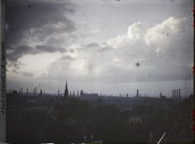 Image représentant Panorama sur la ville, les cheminées Krupp