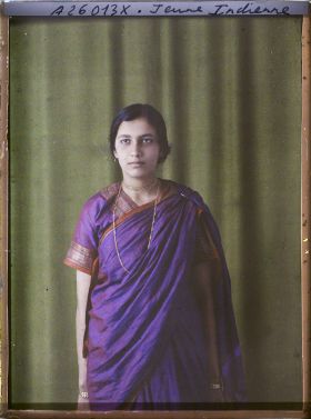 Image représentant Une jeune indienne