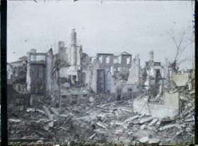 Image représentant Turquie, Smyrne, Incendie de Smyrne en Septembre 1922, Quartier Tchayirli-Bagtché (même quartier) Rue Dabagrané