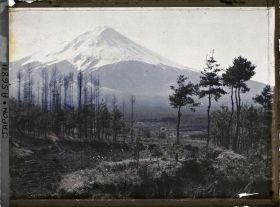 Image représentant La face nord-est du Mont Fuji (Fuji-san)
