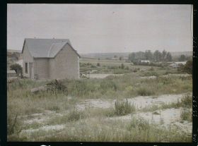 Image représentant France, Curlu, Maison reconstruite et aspect du Pays