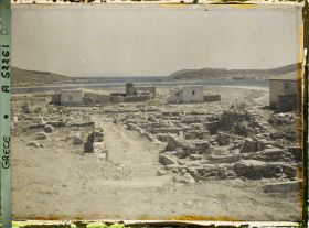 Image représentant Les Ruines vues de la Maison de l'Ecole vers le Sud
