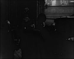 Image représentant Le roi Albert de Belgique arrive à l'Institut