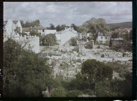Image représentant France, Verdun, Vue d'ensemble prise de la Place d'Armes vue de la rue des Capucins vers le nord.