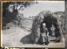 Image représentant Le reposoir de Notre-Dame de Bonne Nouvelle sur le parcours de la Grande Troménie