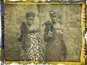 Image représentant Deux féticheuses de Zomadonou