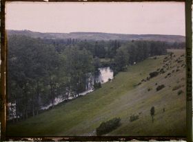 Image représentant La Vallée de l'Eure vue de la route de Louviers vers l'amont