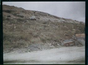 Image représentant France, Haudromont, Sur la route de Douaumont, venant de Bras, près des Carrières