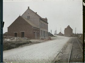 Image représentant Belgique, Kemmel, Entrée du Village et route d'Armentières
