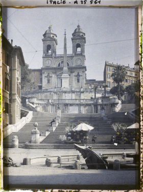 Image représentant Place d'Espagne, église de la Trinité-des-Monts et escalier