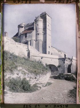 Image représentant France, Pernant, Partie Sud Est du Château