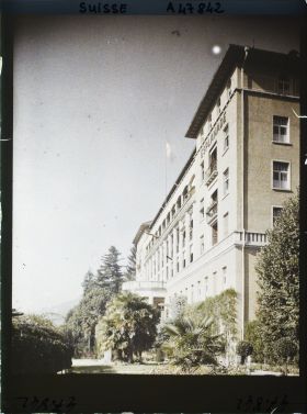 Image représentant Accords de Locarno, l'Hôtel Esplanade où réside la délégation allemande