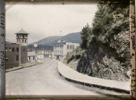 Image représentant Une rue vers l'hôtel de ville