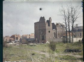 Image représentant Belgique, Ypres, Vue sur les ruines de l'Eglise St Nicolas