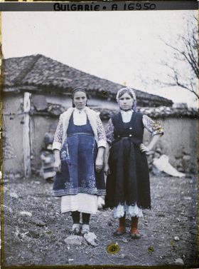 Image représentant Deux paysannes