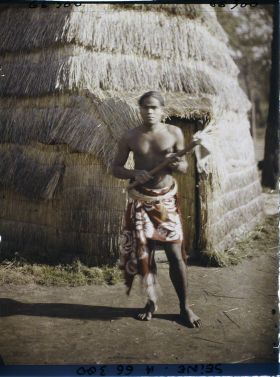 Image représentant L'Exposition Coloniale Internationale de 1931, un homme kanak