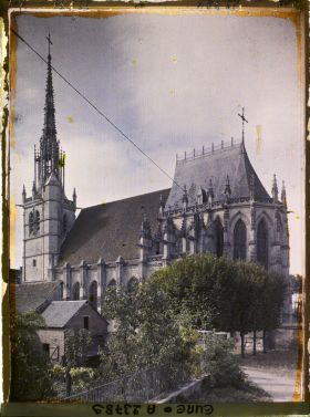 Image représentant L'église Sainte-Foy, vue d'ensemble