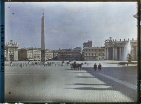 Image représentant Place Saint-Pierre vue depuis la basilique