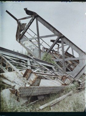 Image représentant France, Tergnier, Fer de l'ancien pont du Canal de St Quentin