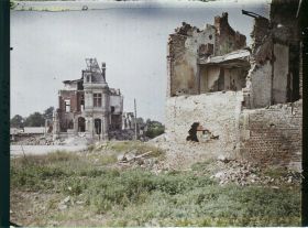 Image représentant France, Chauny, Ruines vers la place de l'Hôtel de Ville