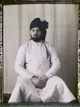 Image représentant https://musee-albert-kahn.s-museum.fr/home/NWQ2OTAwYzNmYjZlZTk1ZWQwODJmMjY4L2dlbmVyaWMtbm90aWNlLXRhYi9hdXRob3JpdHkvNjE3YTc5ZjVjZjhiODk2OGIzMzM3ZDIx/5d6900c3fb6ee95ed082f268/generic-notice-tab/authority/617a79ebcf8b8968b3337413 Muhammad Ali Jouhar