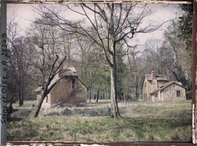 Image représentant France, Versailles, Maison du Garde et Colombier