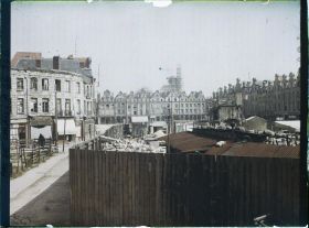 Image représentant France, Arras, Chantiers de l'Hôtel de Ville vers petite place