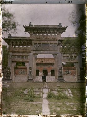 Image représentant Zhaoling (" tombeau Lumineux "), appelé aussi Beiling (" tombeau du Nord ")