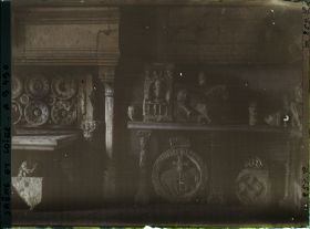 Image représentant Musée Jean Ochier, vestiges de l'abbaye de Cluny dont la clef de voûte provenant de l'avant-nef