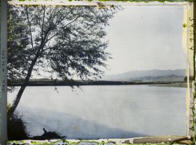 Image représentant La rivière Khabur et le mont Djoudi