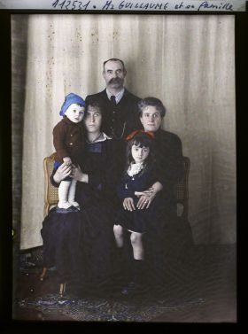 Image représentant Monsieur Guillaume et sa famille