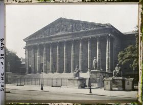 Image représentant Le Palais Bourbon ou Chambre des Députés, actuelle Assemblée nationale