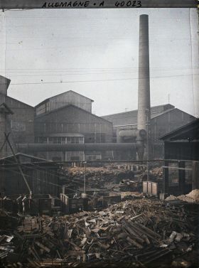 Image représentant Prusse, Essen, Ateliers de Krupp  ferraille