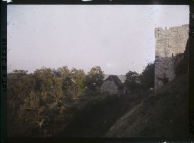 Image représentant France, Capdenac (Lot), Capdenac le vieux et ses abords, vus le soir