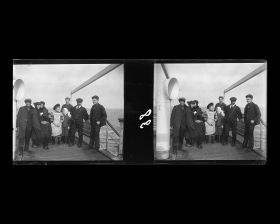 Image représentant Groupe de passagers des 2emes classes posant pour le photographe