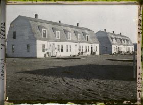 Image représentant Canada, St François Xavier, Une ferme: Maisons d'habitation de la Colonie